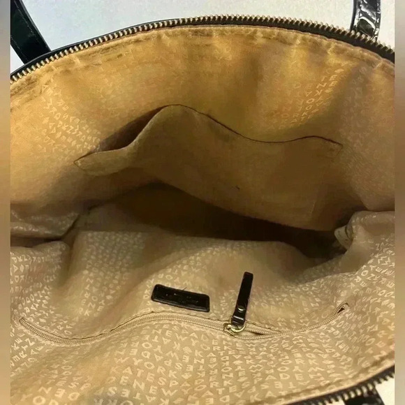KATE SPADE ♠️ NEW YORK PATENT LEATHER LARGE TOTE BAG SHOPPING, SCHOOL - Picture 5 of 12